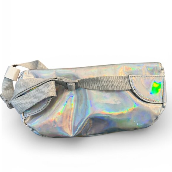 NWT Wilo Active Sheer Belt Bag – Silver  – MSRP $58 - Picture 2 of 2